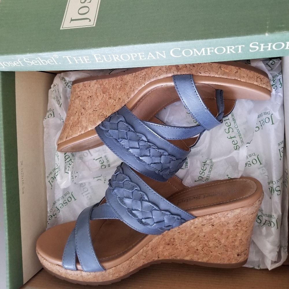 PRICE DROP Josef Seibel Wedges
